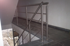 Trapleuningen-inox_15-april-09-041